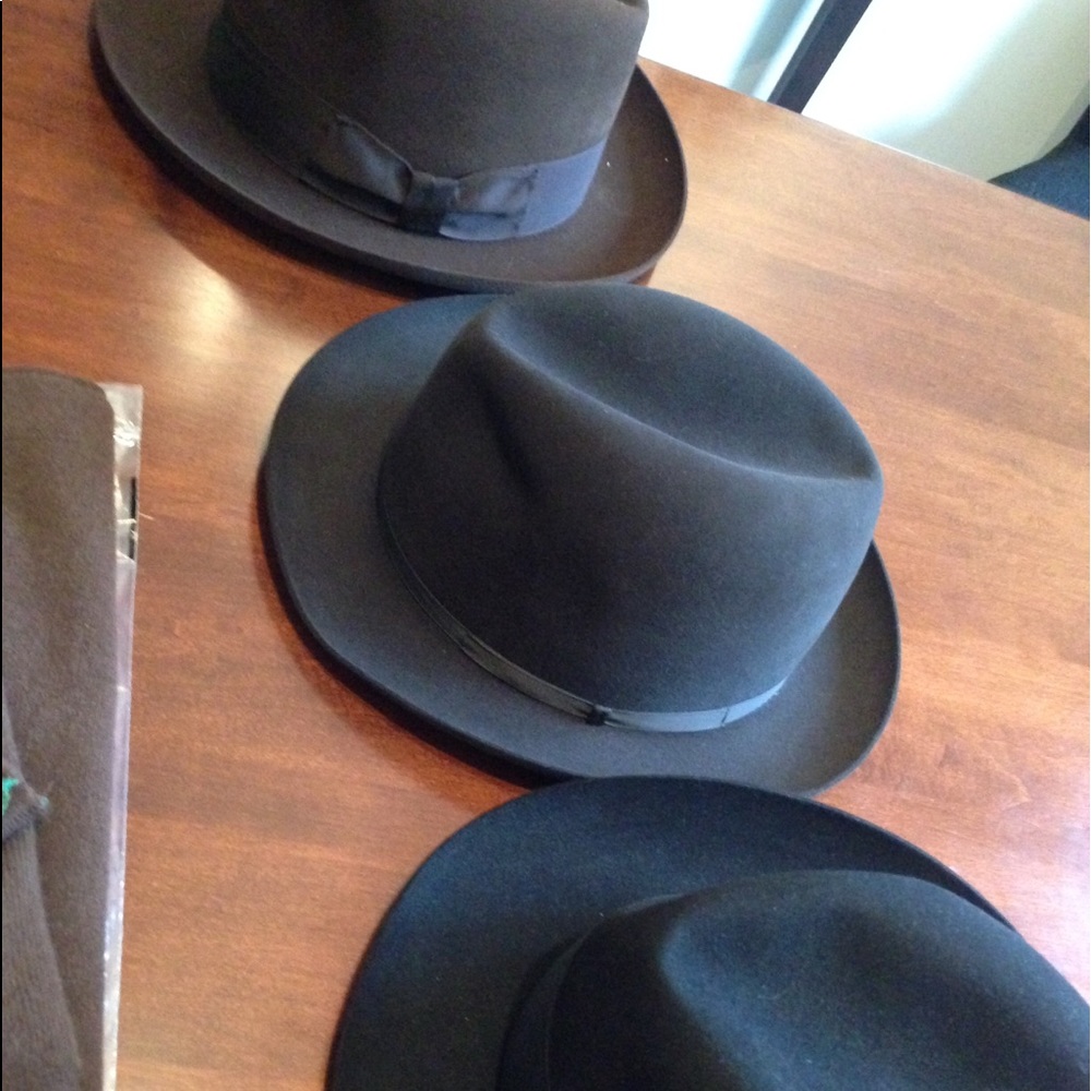 Lock and co men’s 7 1/4 sz top hats